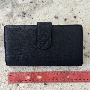Mundi Black Leather Wallet